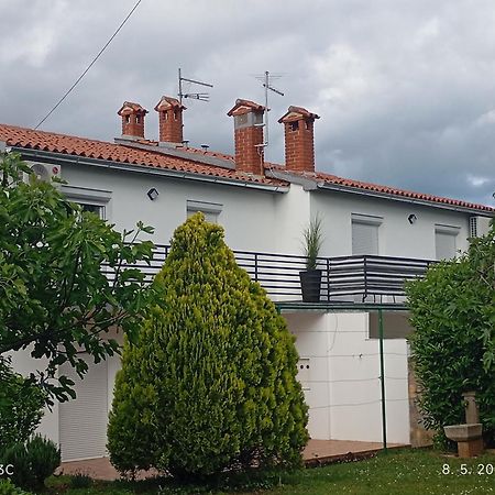 Apartman Jenny-Porec Kosinozici Екстериор снимка